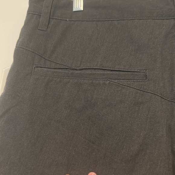 Volcom Shorts - Picture 4 of 8